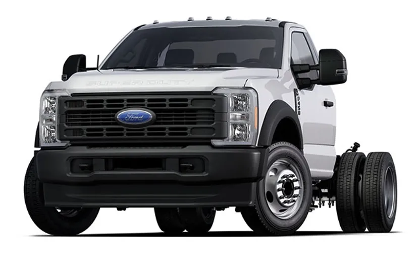 2025 Ford F-450 photo 1