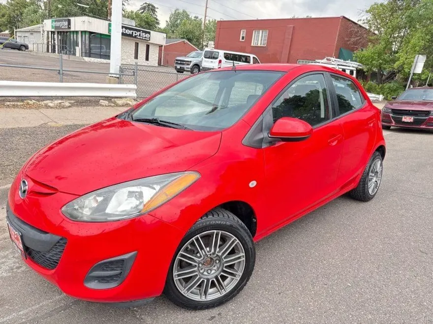 2012 Mazda Mazda2 Sport photo 1