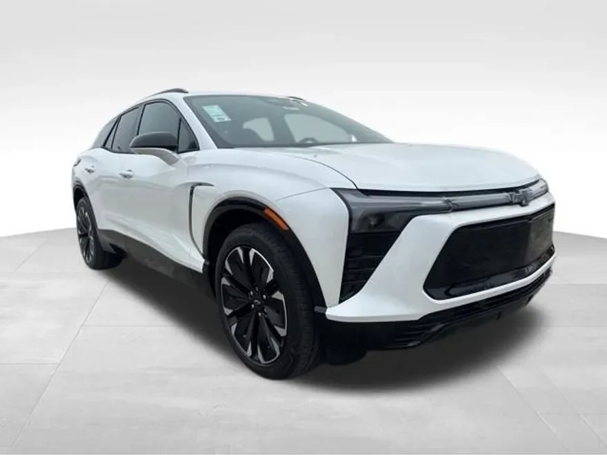 2025 Chevrolet Blazer EV RS photo 1