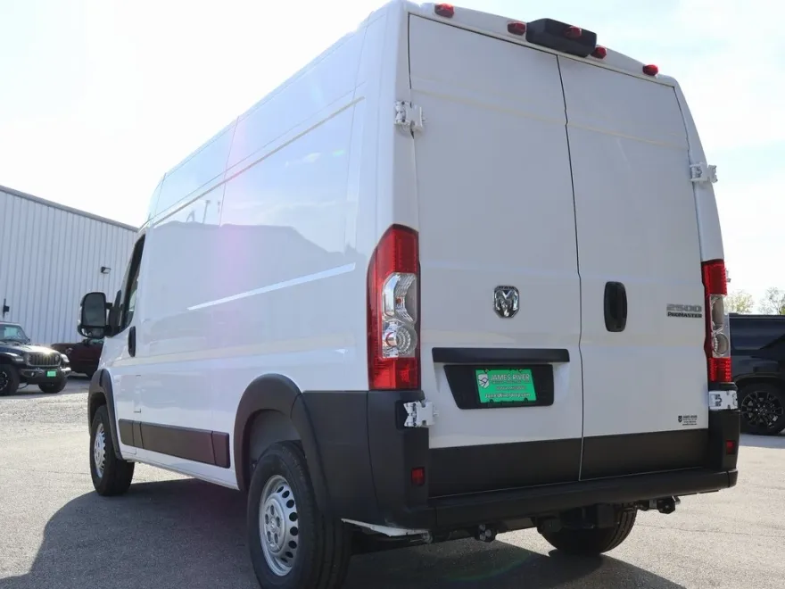 2026 Ram ProMaster 2500 photo 1