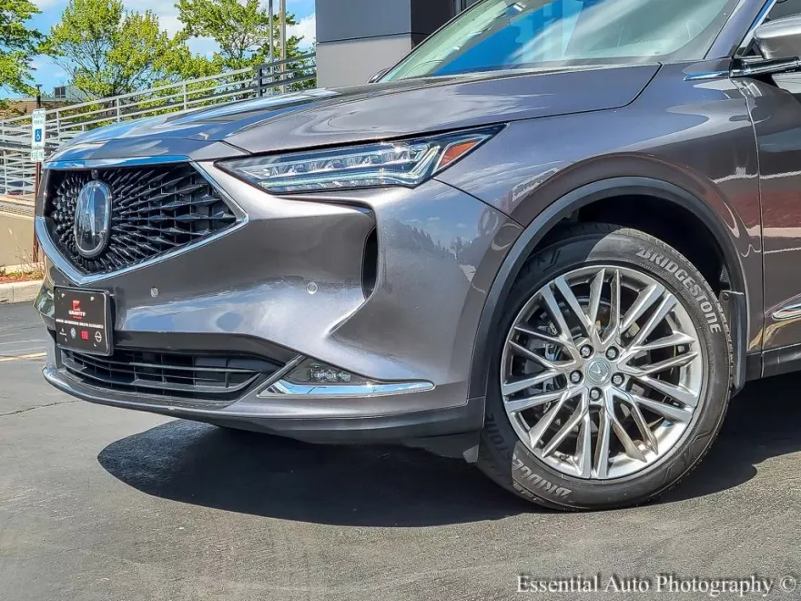 2022 Acura MDX Advance photo 1