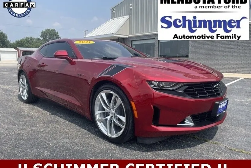2021 Chevrolet Camaro LT1 photo 1