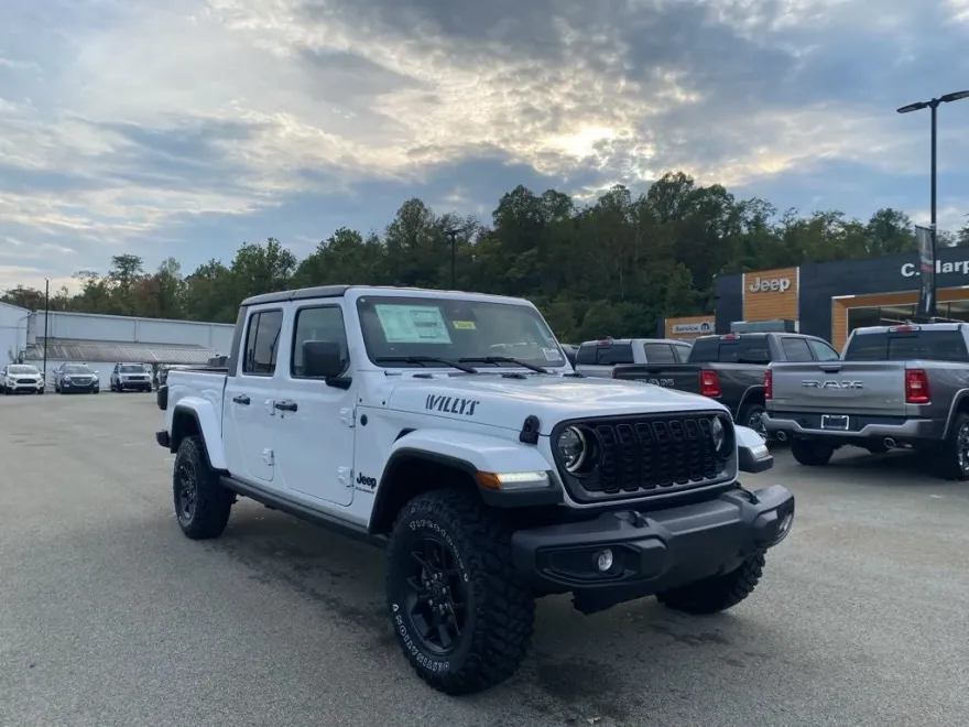 2025 Jeep Gladiator Willys photo 1