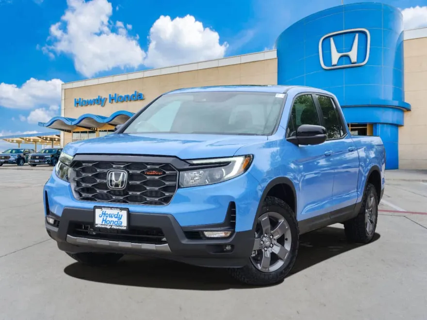 2025 Honda Ridgeline TrailSport photo 1