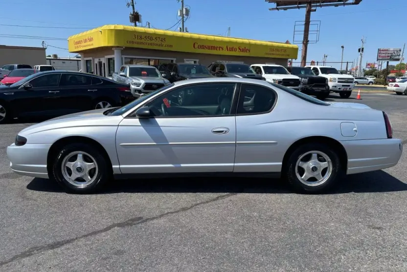 2004 Chevrolet Monte Carlo LS photo 1