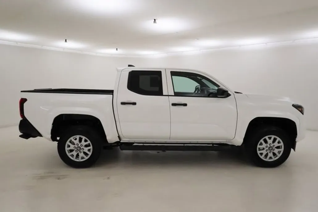 2025 Toyota Tacoma SR photo 1