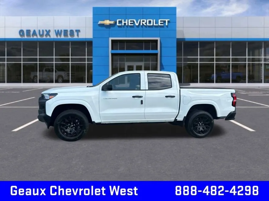 2025 Chevrolet Colorado LT photo 1