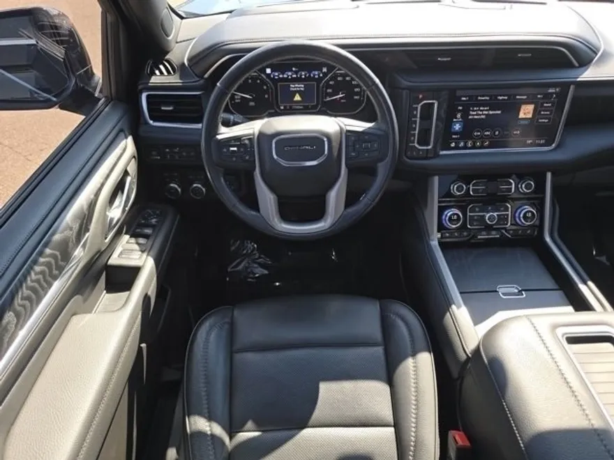 2021 Gmc Yukon XL Denali photo 1