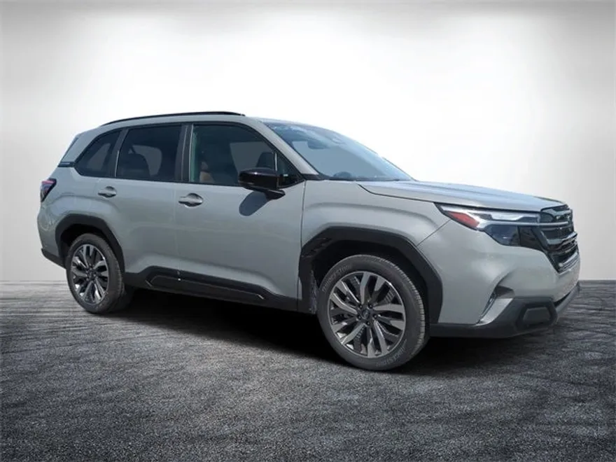 2025 Subaru Forester Touring photo 1