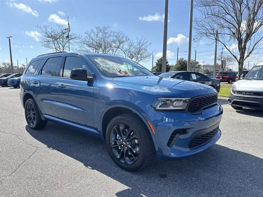 2025 Dodge Durango GT photo 1