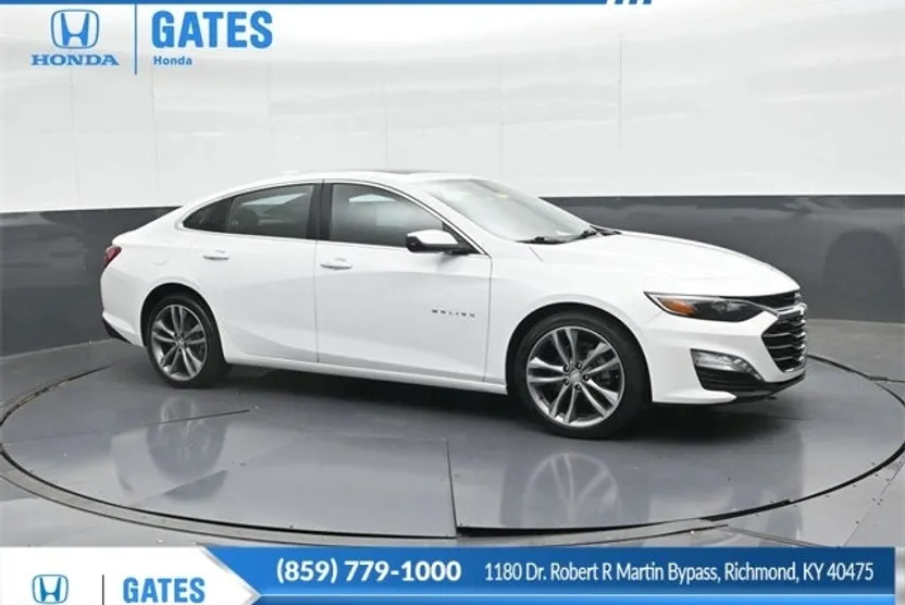 2022 Chevrolet Malibu 1LT photo 1