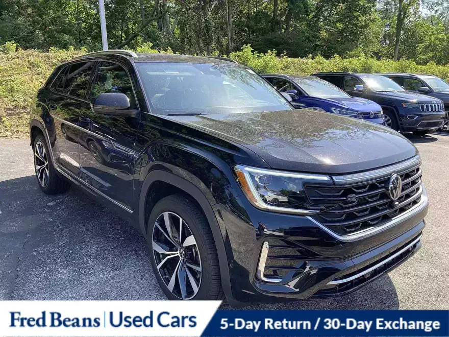 2025 Volkswagen Atlas Cross Sport SEL Premium R-Line photo 1