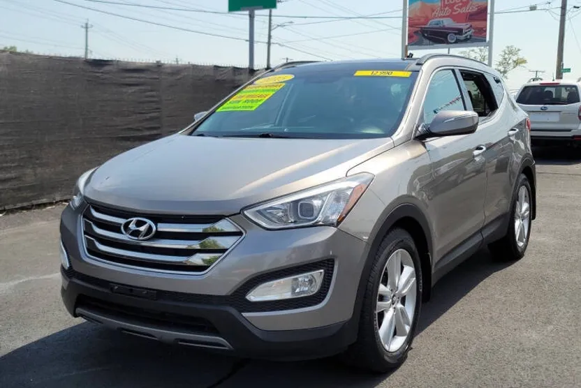 2015 Hyundai Santa Fe Sport photo 1