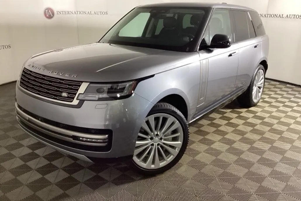 2024 Land Rover Range Rover SE photo 1