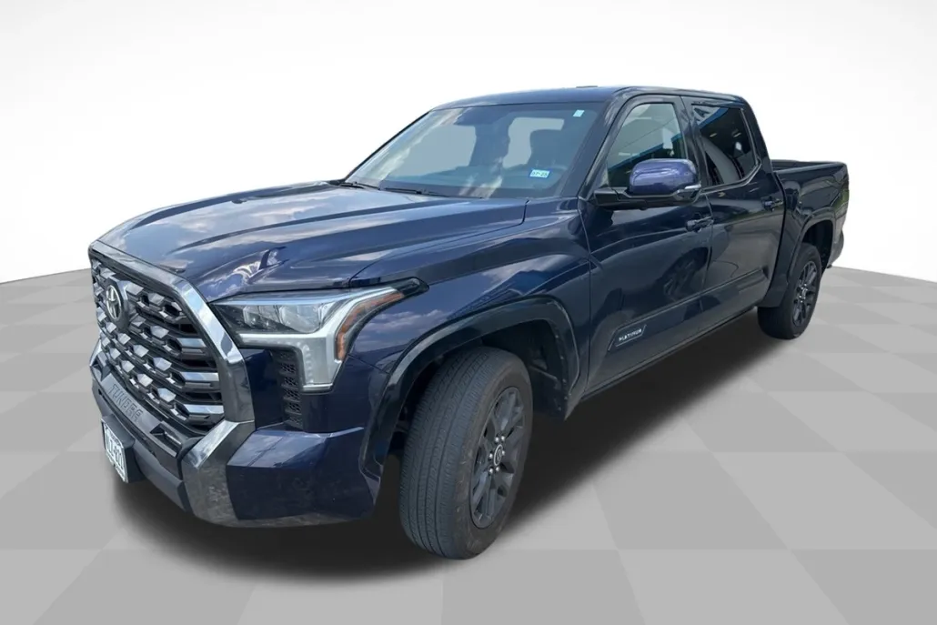 2023 Toyota Tundra Platinum photo 1