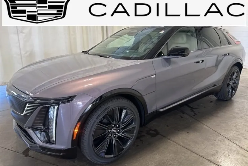 2024 Cadillac Lyriq Sport photo 1