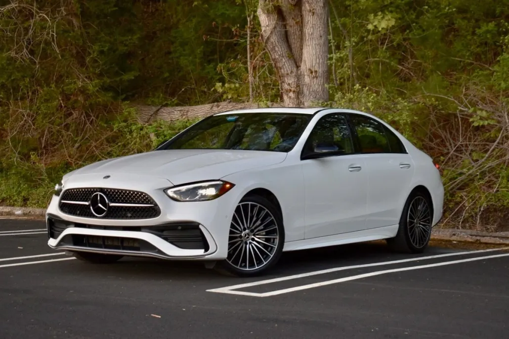 2022 Mercedes Benz C 300 photo 1