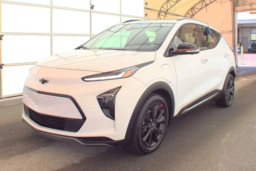2023 Chevrolet Bolt EUV Premier photo 1