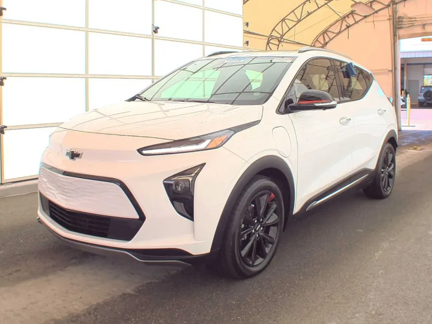 2023 Chevrolet Bolt EUV Premier photo 1