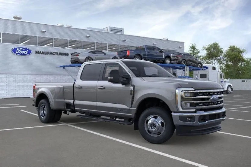2026 Ford F-350 photo 1