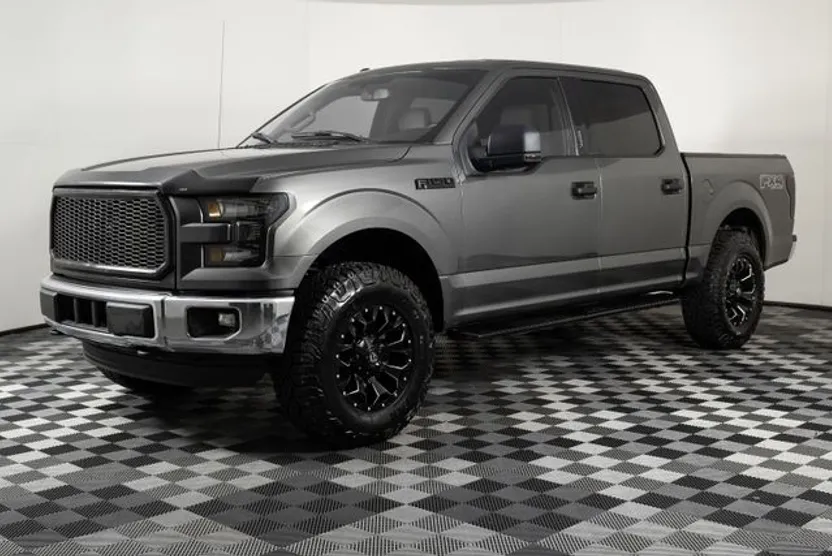 2016 Ford F-150 XLT photo 1