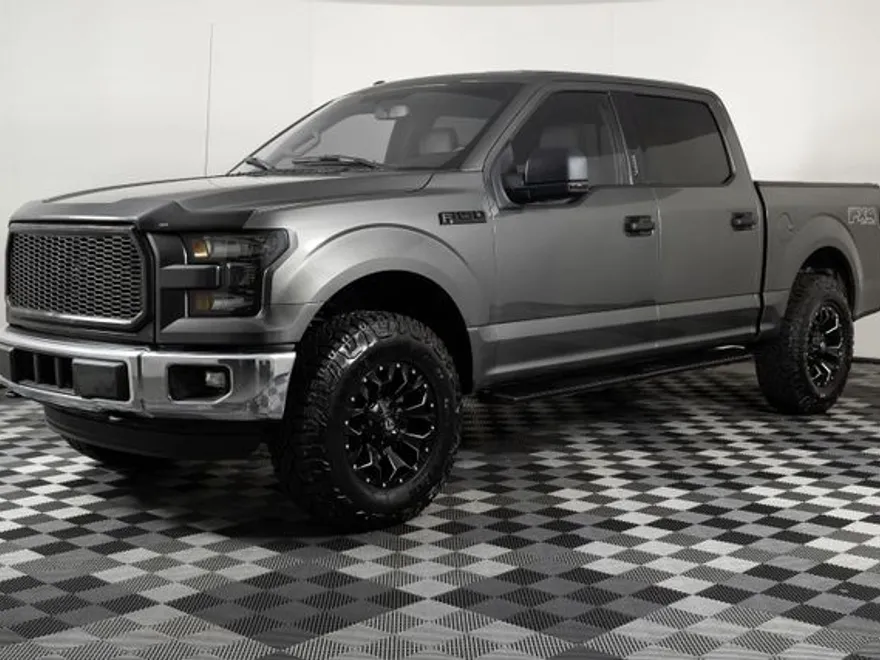 2016 Ford F-150 XLT photo 1