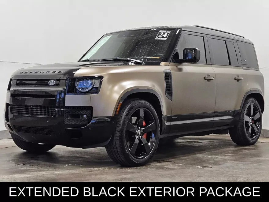 2024 Land Rover Defender 110 photo 1