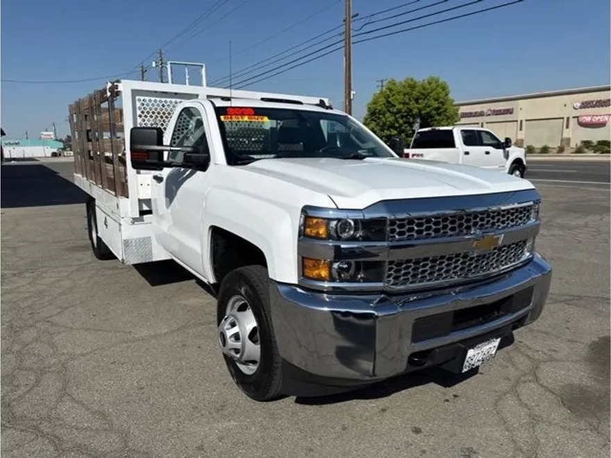 2019 Chevrolet Silverado 3500HD photo 1