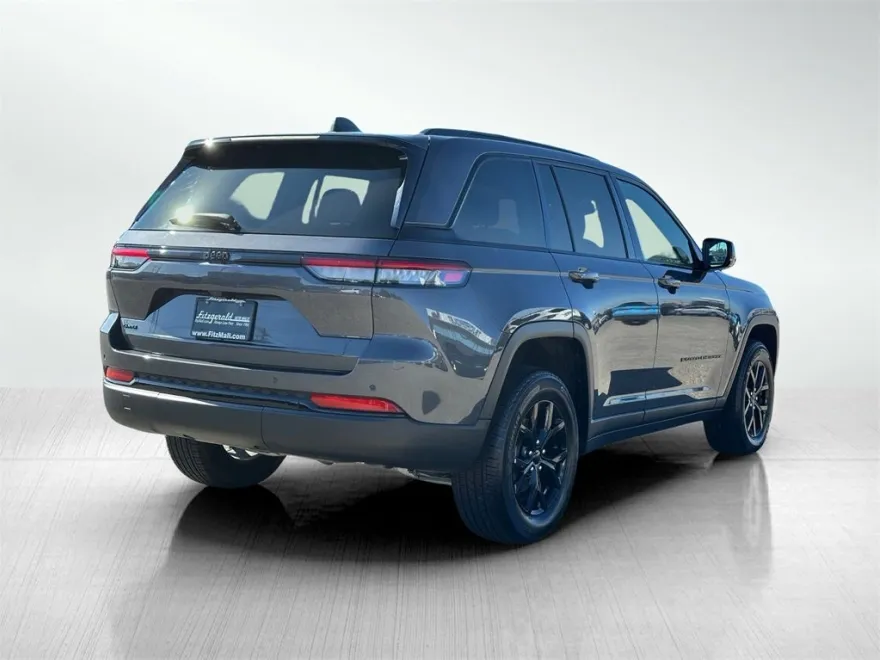 2024 Jeep Grand Cherokee Altitude X photo 1