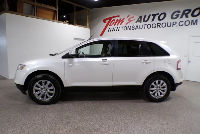 2010 Ford Edge SEL photo 1