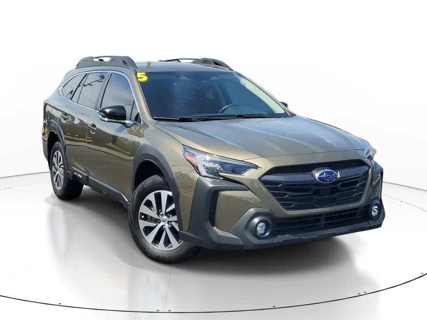 2025 Subaru Outback Premium photo 1