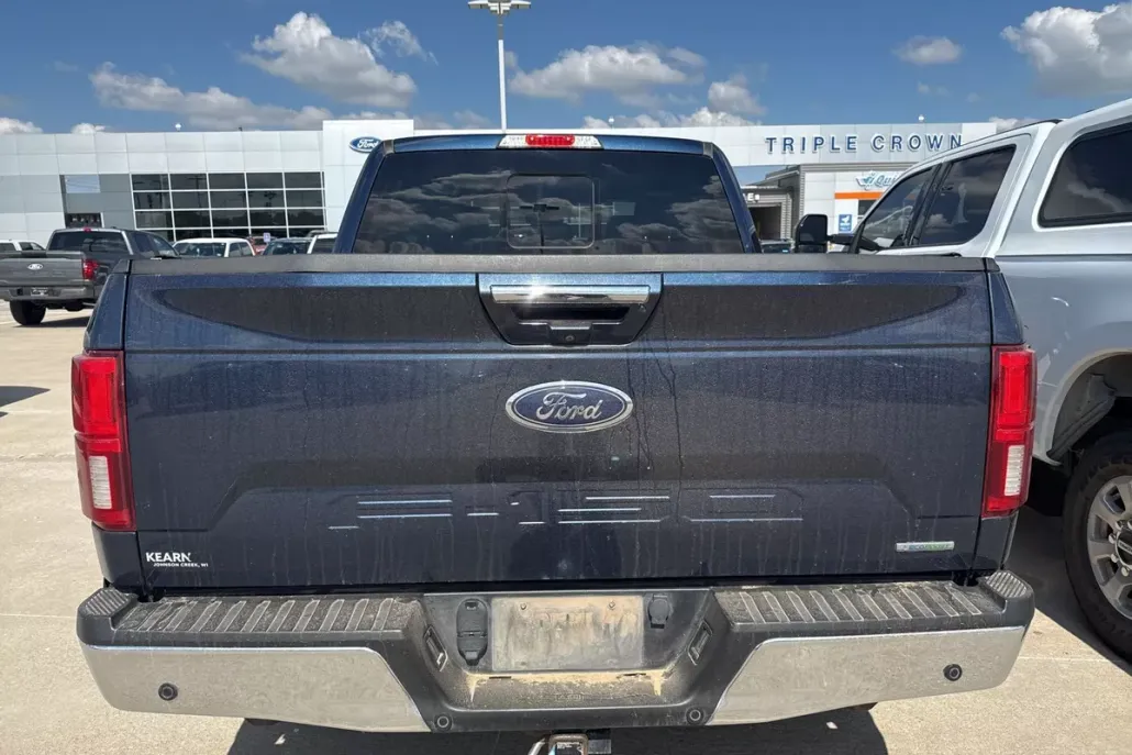 2019 Ford F-150 Lariat photo 1