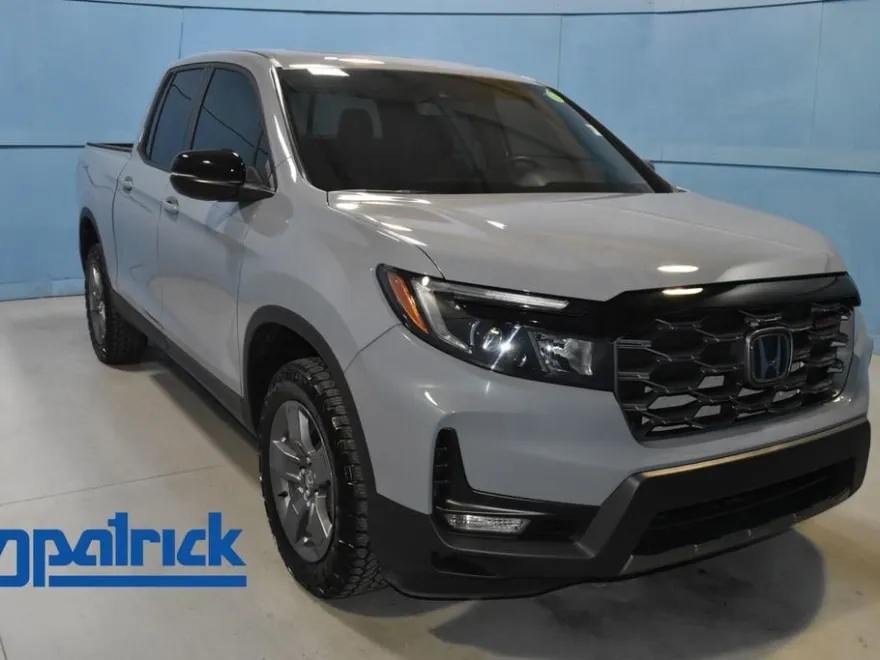 2024 Honda Ridgeline TrailSport photo 1