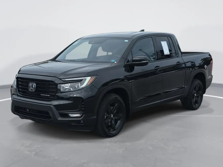 2023 Honda Ridgeline Black Edition photo 1