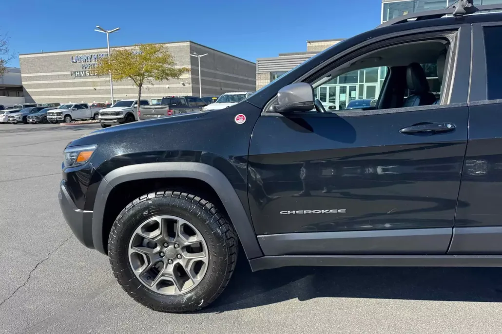 2020 Jeep Cherokee Trailhawk photo 1