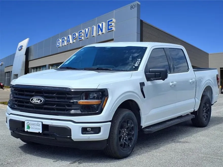 2025 Ford F-150 XLT photo 1