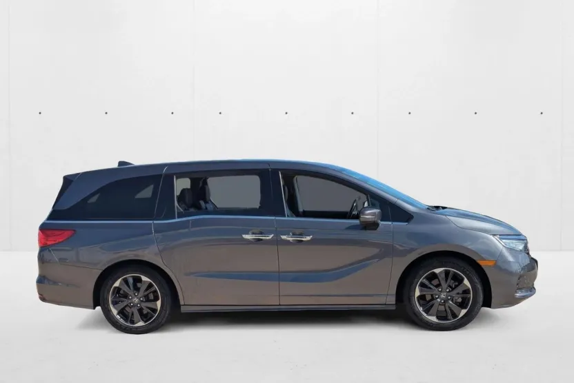 2021 Honda Odyssey Elite photo 1