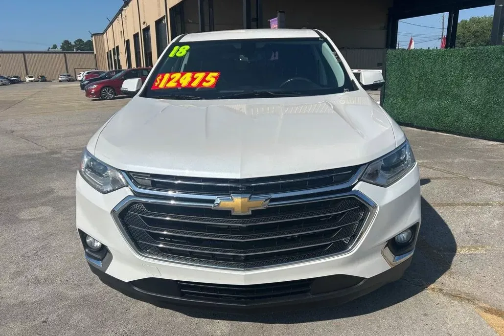 2018 Chevrolet Traverse Leather 3LT photo 1