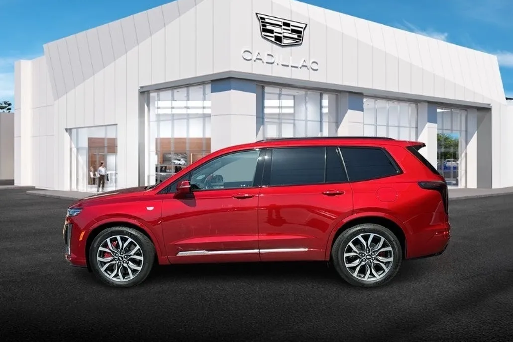2024 Cadillac XT6 Sport photo 1