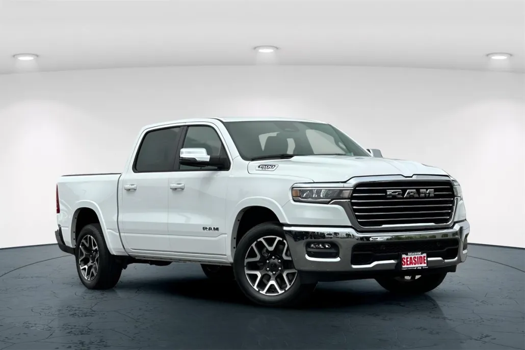 2025 Ram 1500 Laramie photo 1