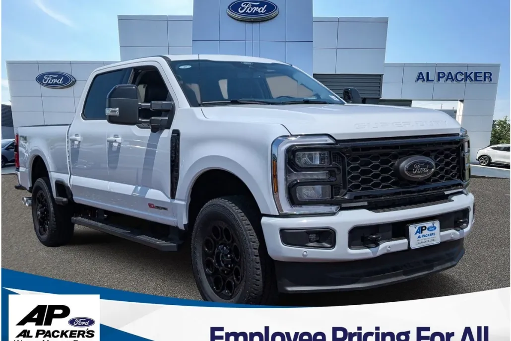 2025 Ford F-250 Lariat photo 1