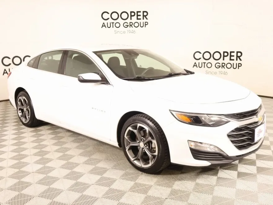 2023 Chevrolet Malibu 1LT photo 1