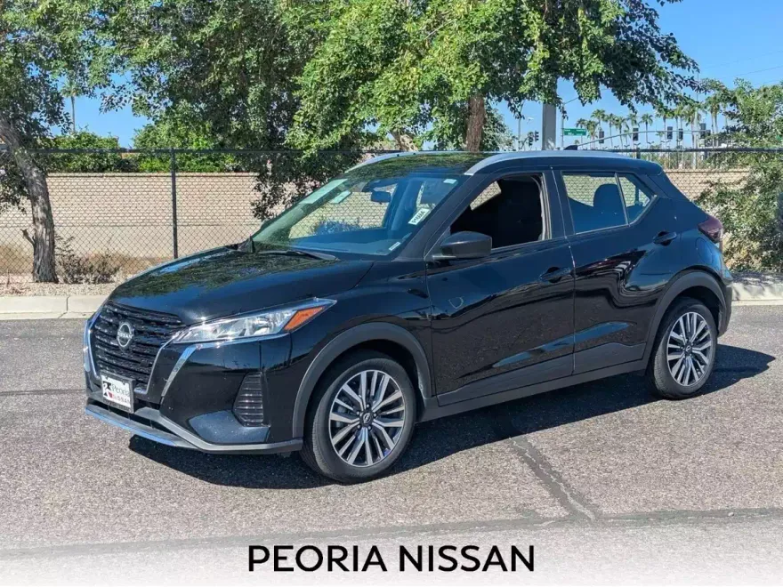 2024 Nissan Kicks SV photo 1