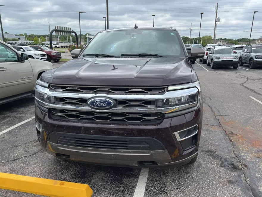 2024 Ford Expedition MAX King Ranch photo 1