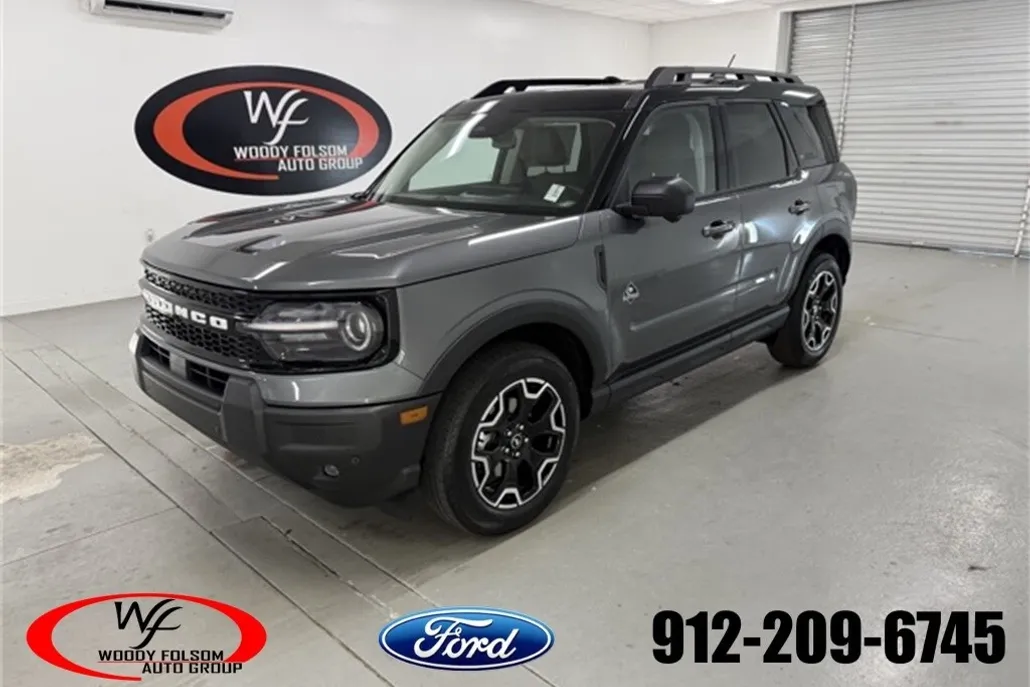 2025 Ford Bronco Sport Outer Banks photo 1