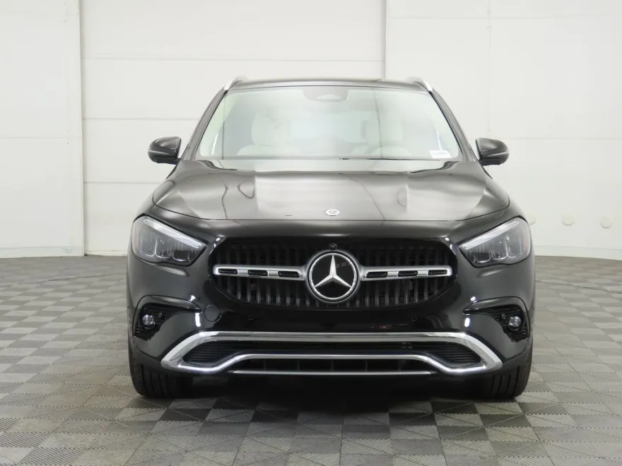2026 Mercedes Benz GLA 250 photo 1