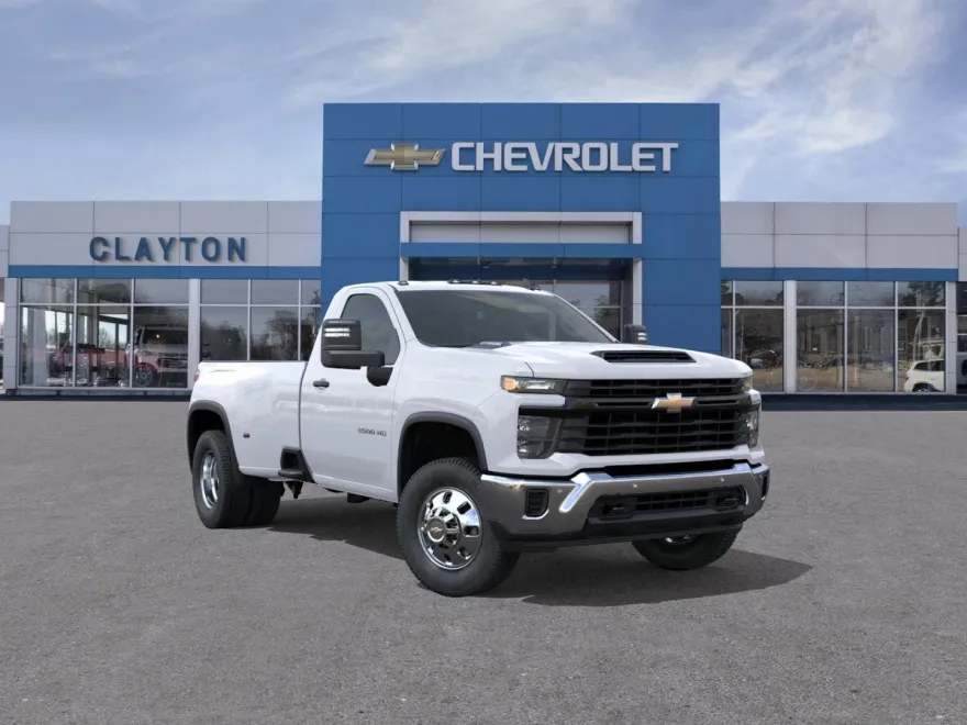 2026 Chevrolet Silverado 3500HD photo 1