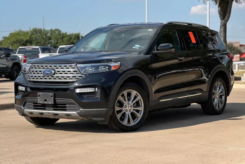 2020 Ford Explorer Limited photo 1
