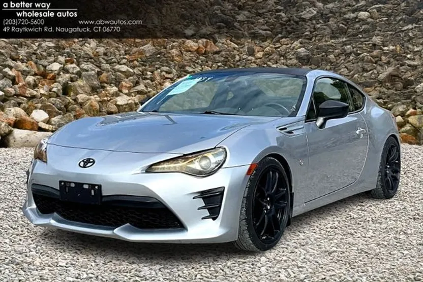 2018 Toyota GR86 Base photo 1