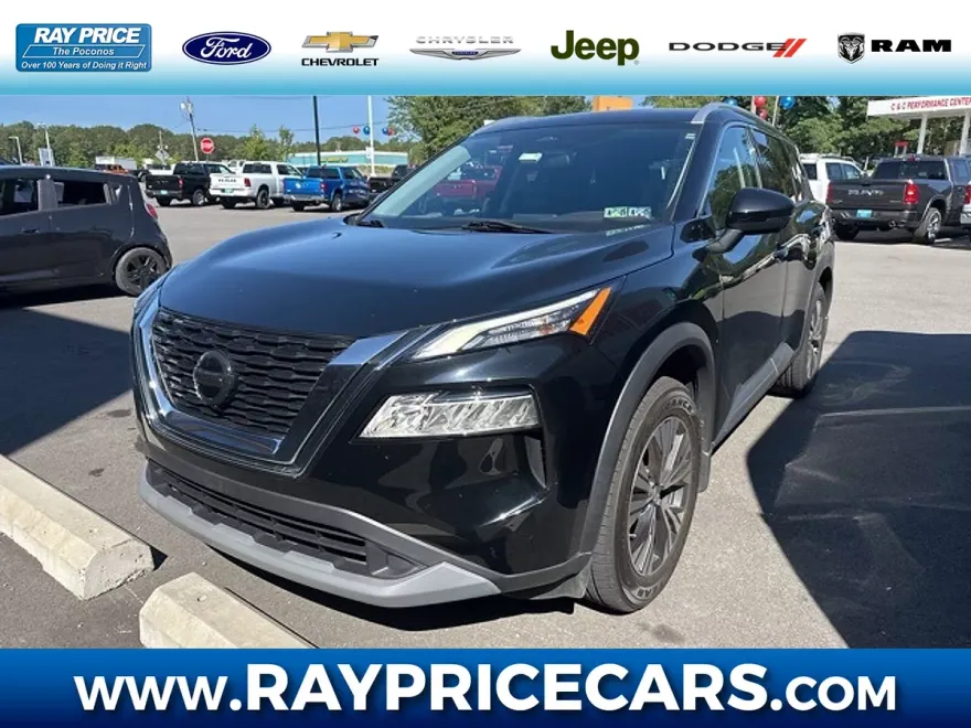 2021 Nissan Rogue SV photo 1
